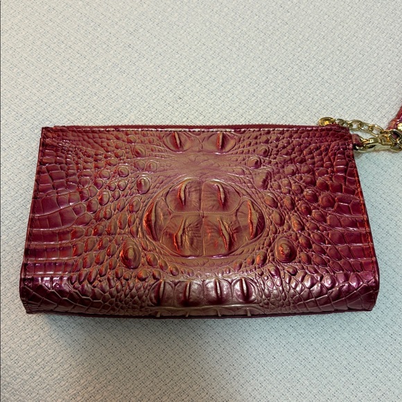 Brahmin pink color wristlet - Picture 5 of 9